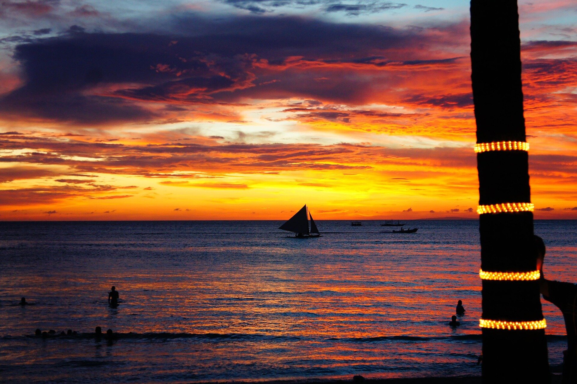 Con Den Beach - Begin your Thai Binh Tours with a scenic adventure